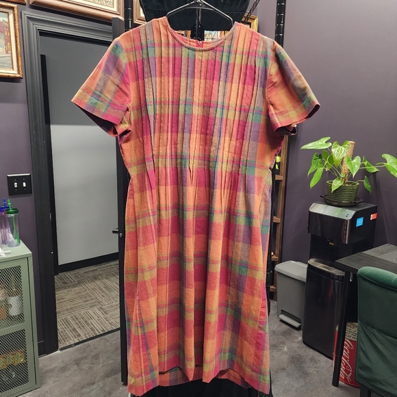VINTAGE POSITIVE ATTITUDE Tartan Pleated Linen Midi Dress 14 - Picture 1 of 5